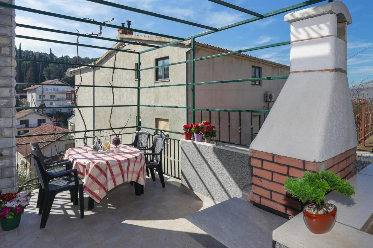Apartments Marinero Трогир Экстерьер фото