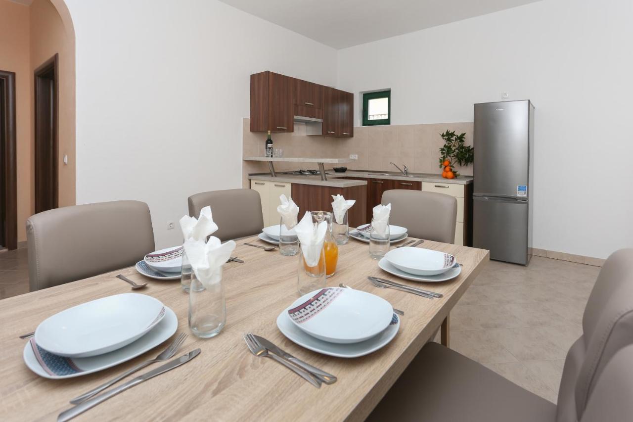 Apartments Marinero Трогир Экстерьер фото